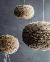 Umage EOS Large, lysebrun m/ hvid pendel