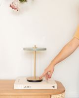 Asteria Move Bordlampe - Oliven