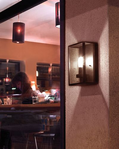 Norlys Lofoten Loftlampe i Kæde - Sort - 1944.jpg