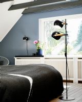 Halo Design DC Gulvlampe - 2 hoveder - Sort - Ø18